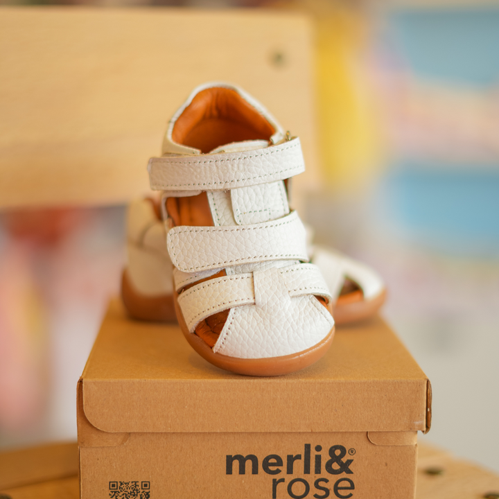 Merli&Rose Ortopedik Deri Sandalet – Beyaz